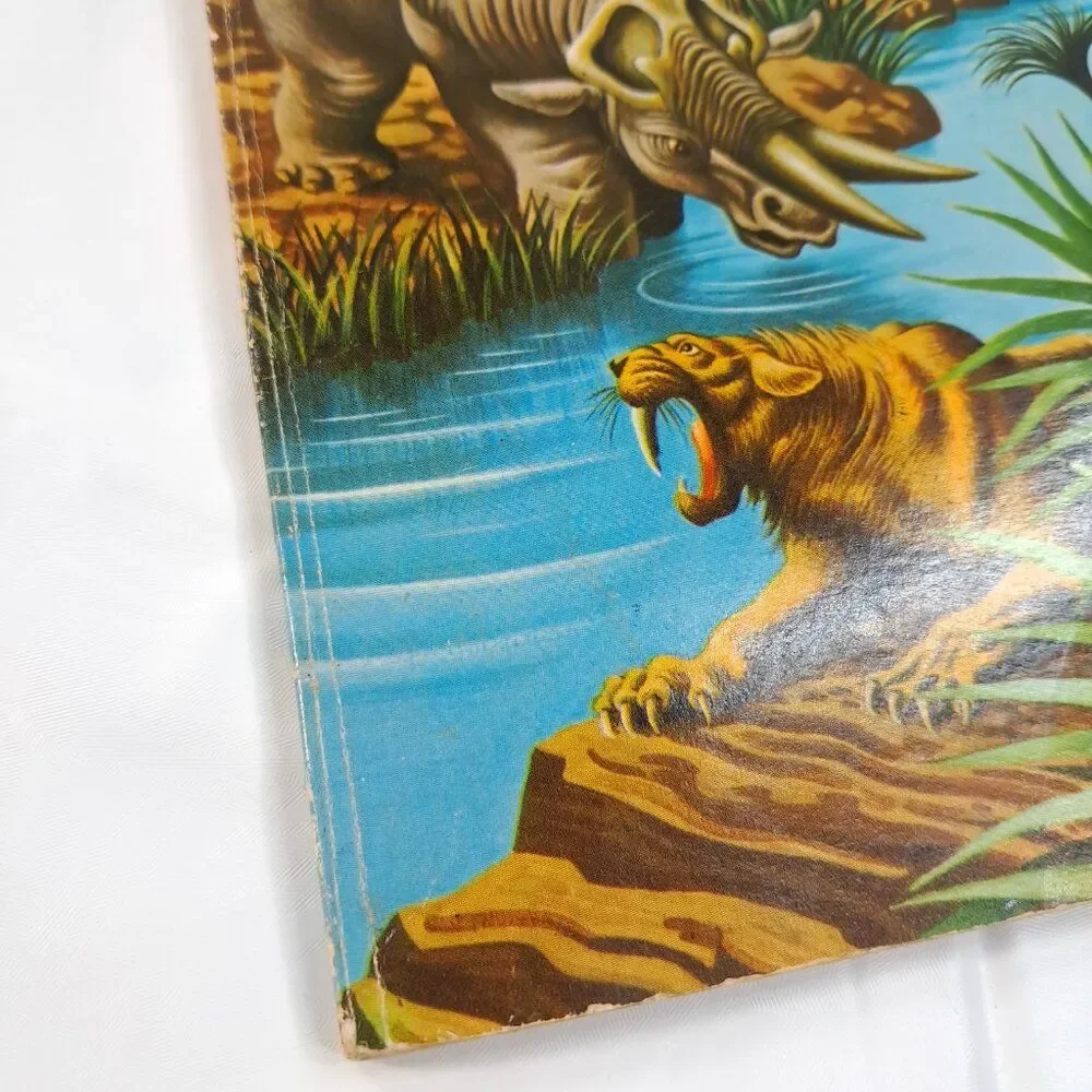 Vintage The How & Why Wonder‎ Book Of Prehistoric Mammals kids 1972 animals pics